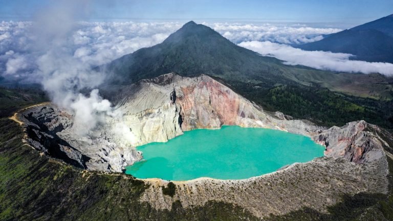 Tempat Wisata Di Jawa Timur Yang Wajib Dikunjungi