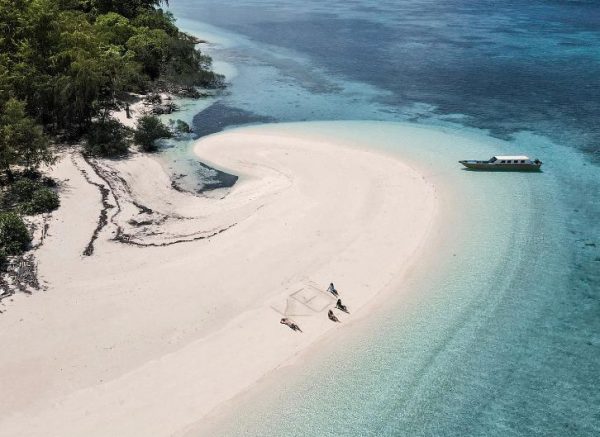 Tempat Wisata Di Ambon Terpopuler Terbaru 2023