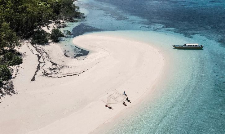 Tempat Wisata Di Ambon Terpopuler Terbaru 2023