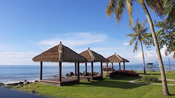 Wisata Pantai Mempesona di Anyer Banten
