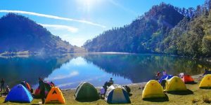 Destinasi Wisata Gunung di Indonesia