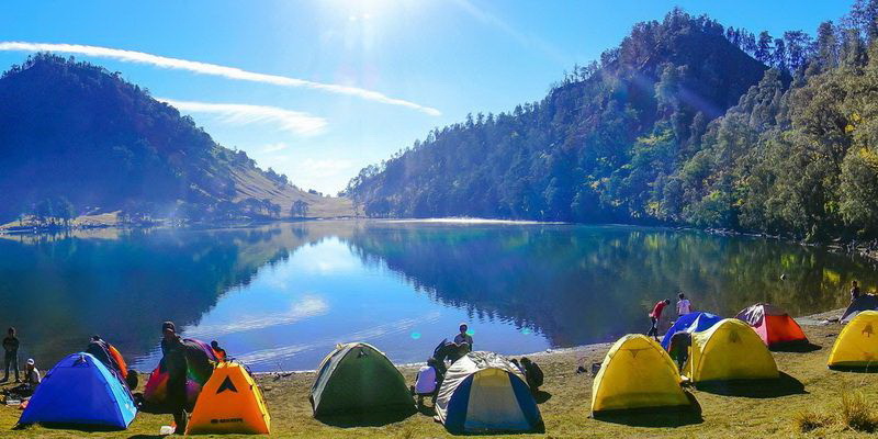 Destinasi Wisata Gunung di Indonesia